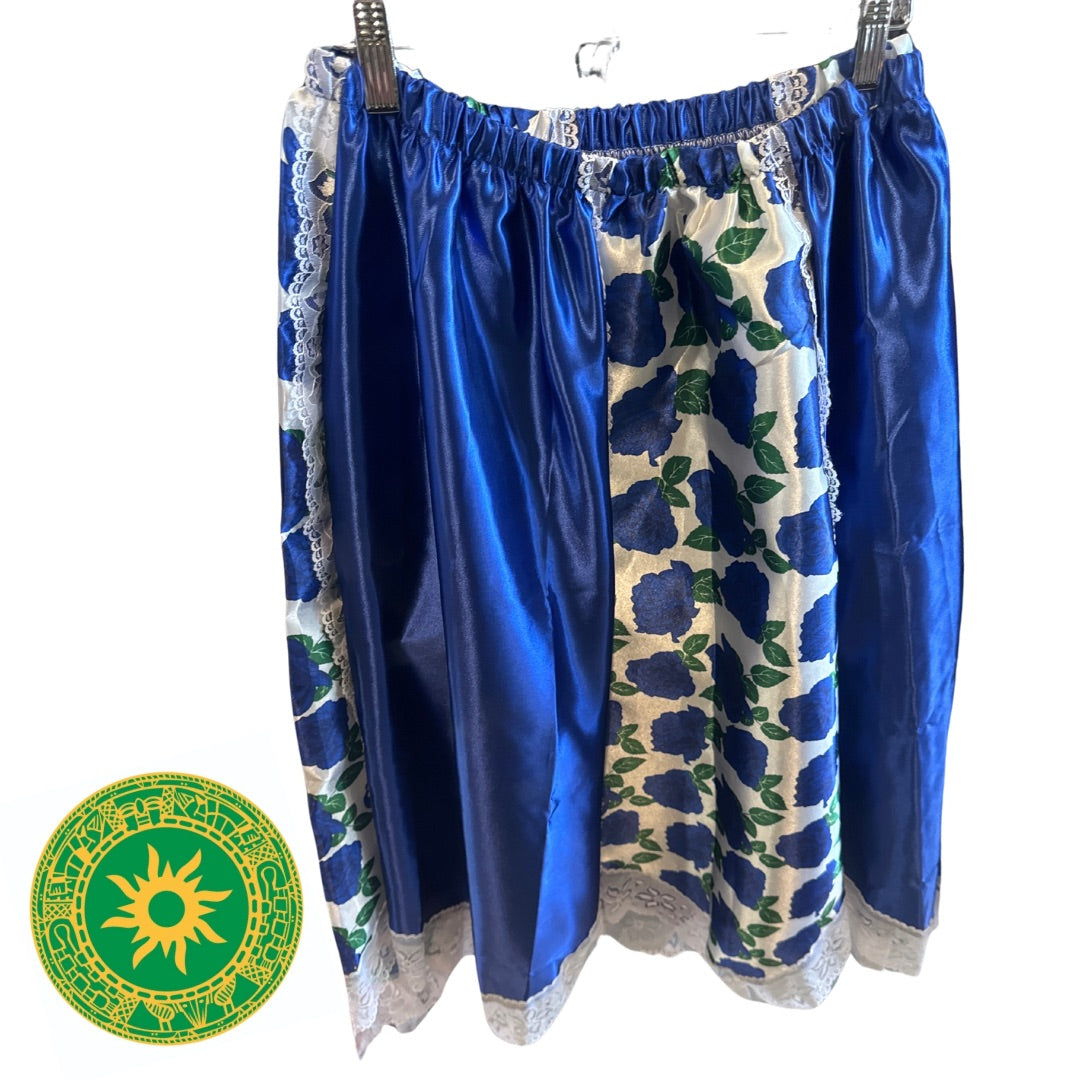 BLUE SAYA WITH HORIZONTAL FLOWERS