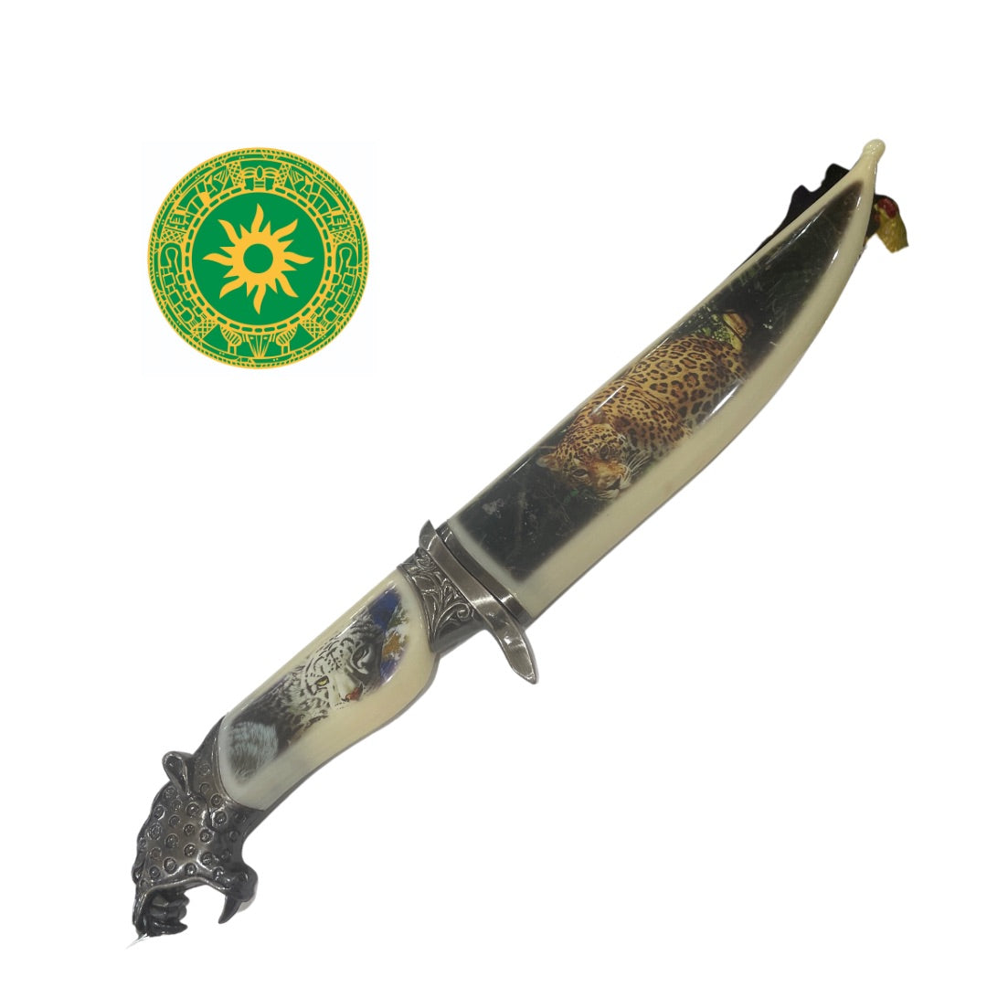 Cuchillos con Vainas