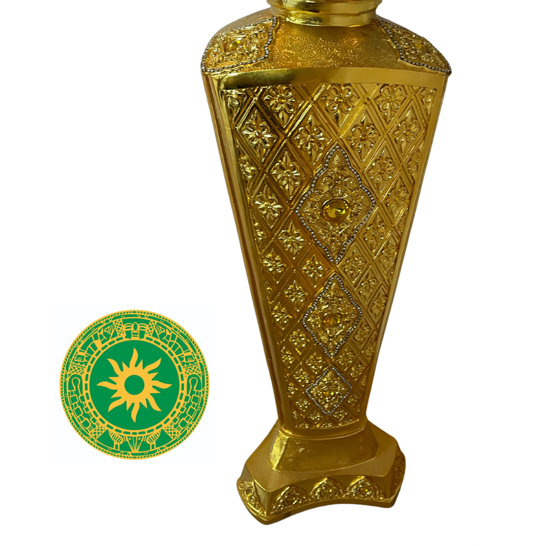 GLASS EMBELLISHED PEDESTALS
