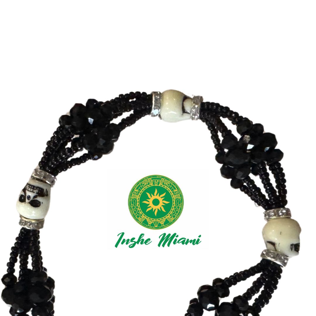 Ilde de Masito Negro con Carabelas
