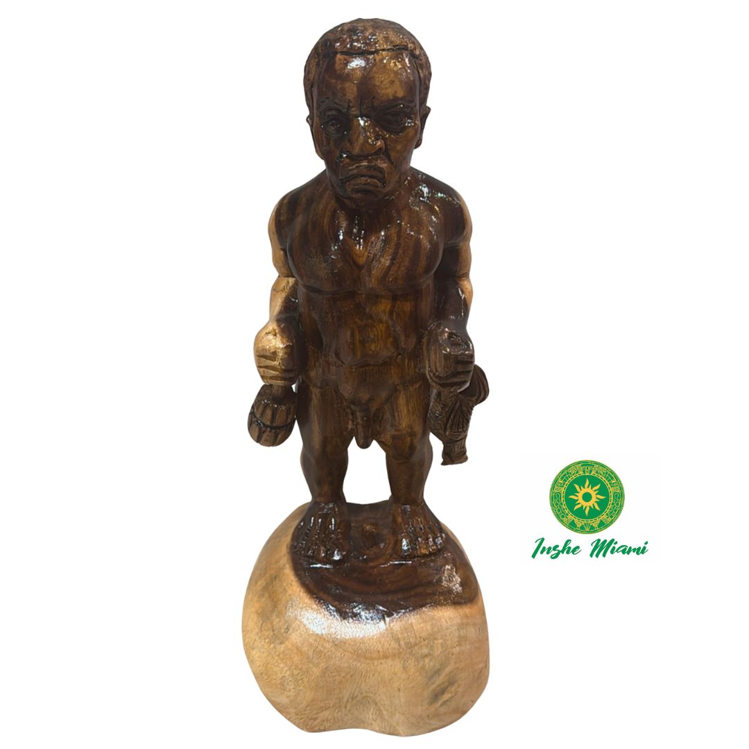 Agborán – Muñeco de Madera de Oba Kolagba en Roble (16"–18")
