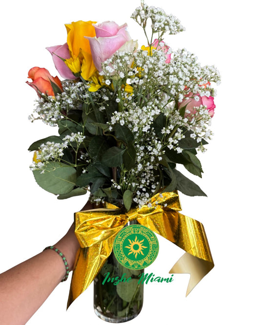 Bucaro con Ramo de Flores