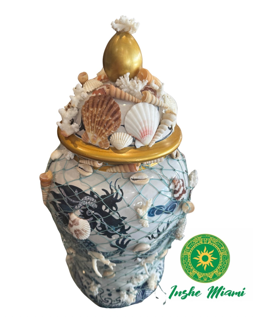 Tinaja de Olokun Decorada con Red y Caracoles – Sopera Artesanal del Mar | Inshe Miami