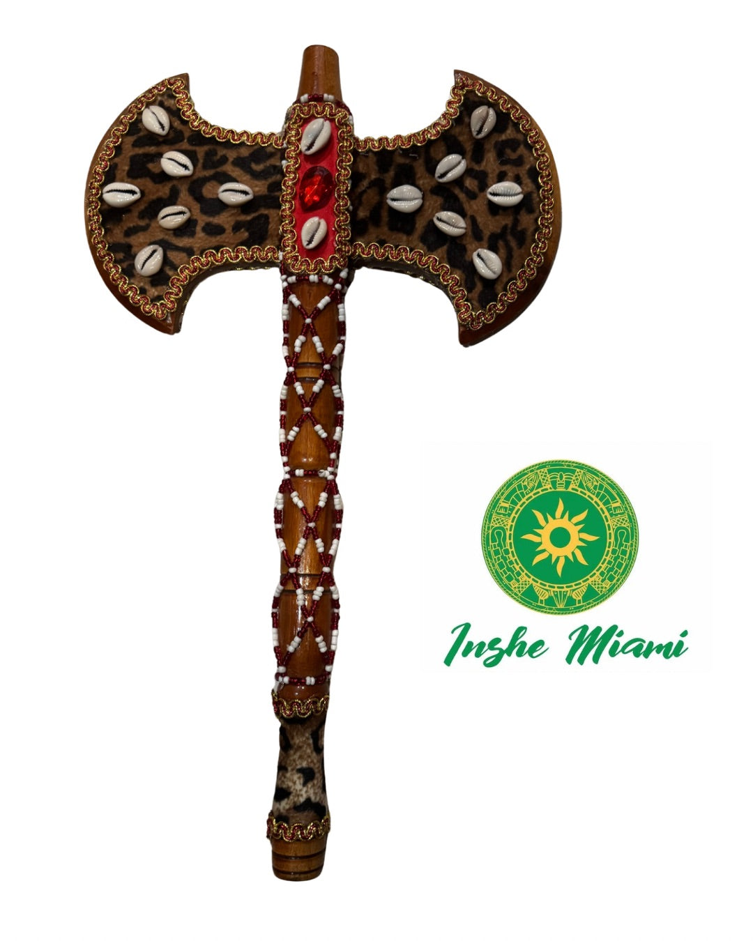 Hacha de Madera con Cuentas