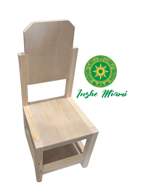 Silla Ritual de Madera 17" para Altar – Taburete Espiritual para Muñecos, Figuras y Decoración de Altar