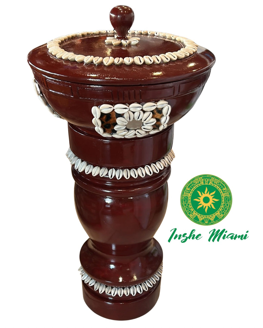 Pilon and Batea decorated