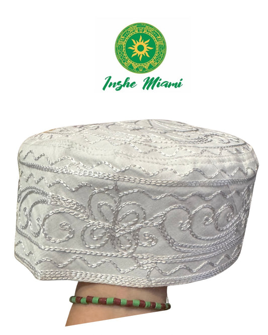 Gorro Blanco Bordado