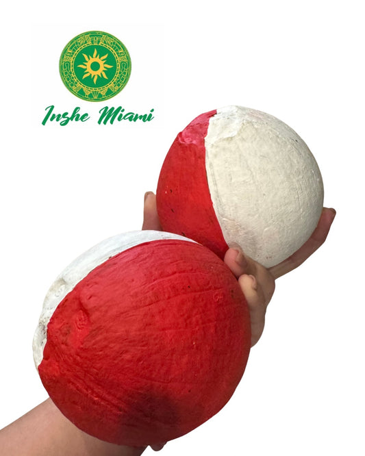 Cocos Grandes Pintados para Orisha Oko – Set de 2 (Rojo y Blanco) | Uso Ritual y Espiritual