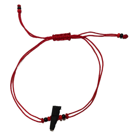 Pulso rojo con azabache