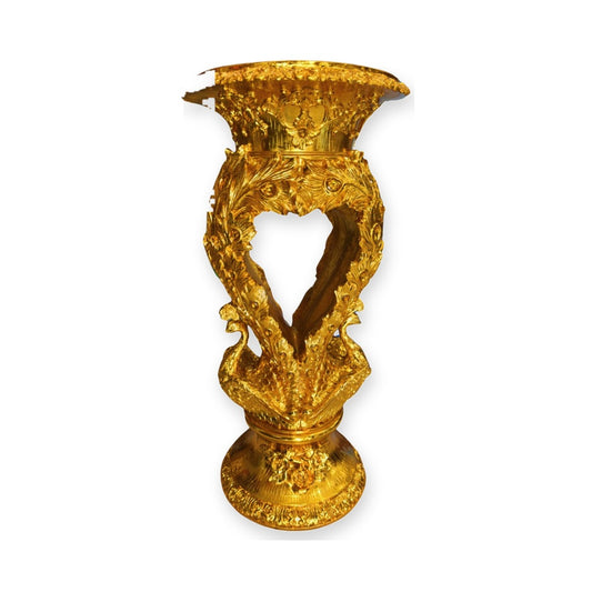 Pedestal con Cristal en Forma de Corazon
