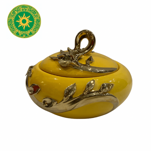 ROUND TUREEN WITH ORNAMENTS