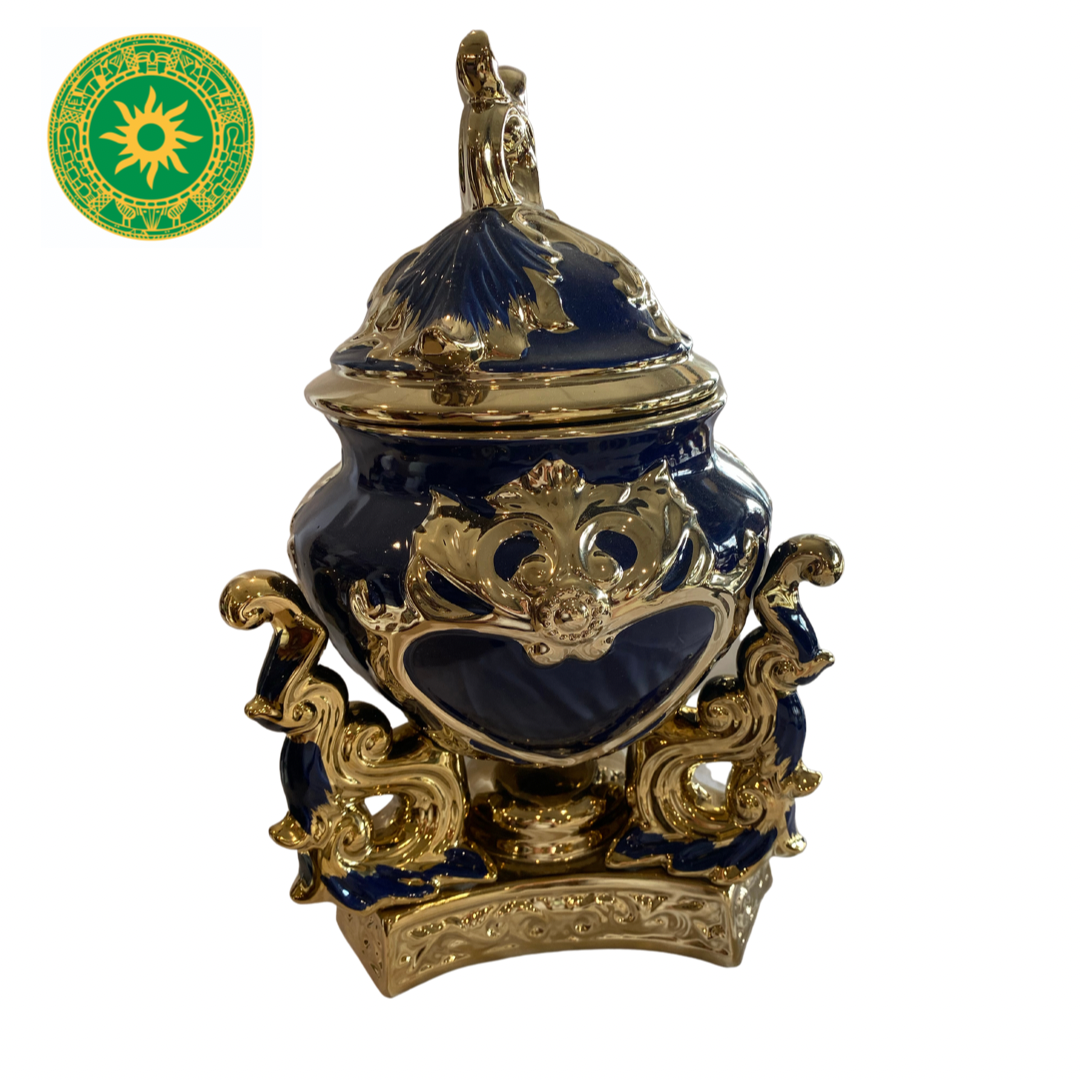 TUREEN WITH BASE