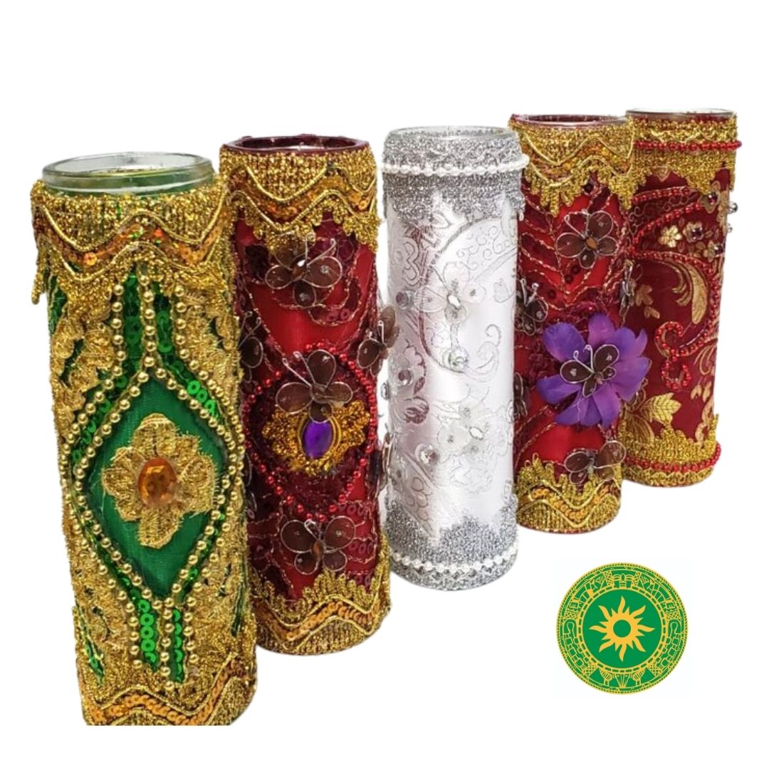 VELAS DE 8” HERMOSAMENTE DECORADAS PARA LOS SANTOS