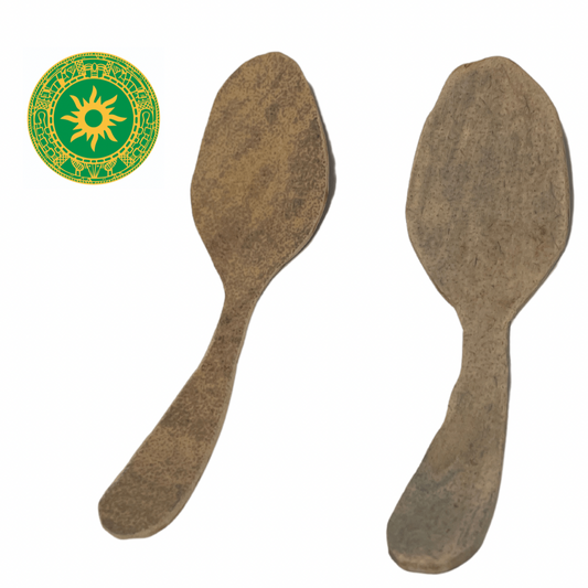 TWO SPOONS OF GUIRA