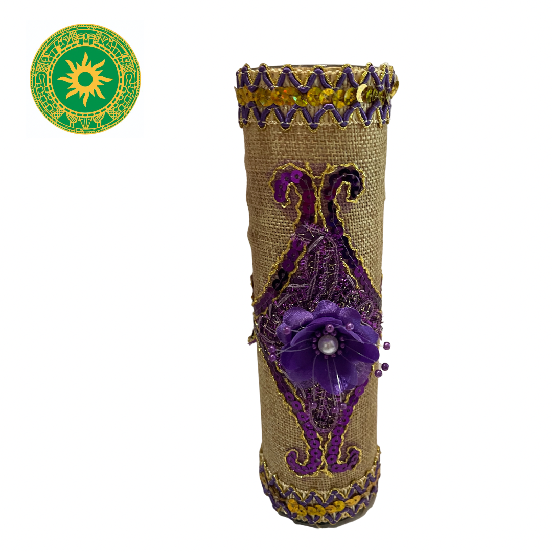 VELAS DE 8” HERMOSAMENTE DECORADAS PARA LOS SANTOS