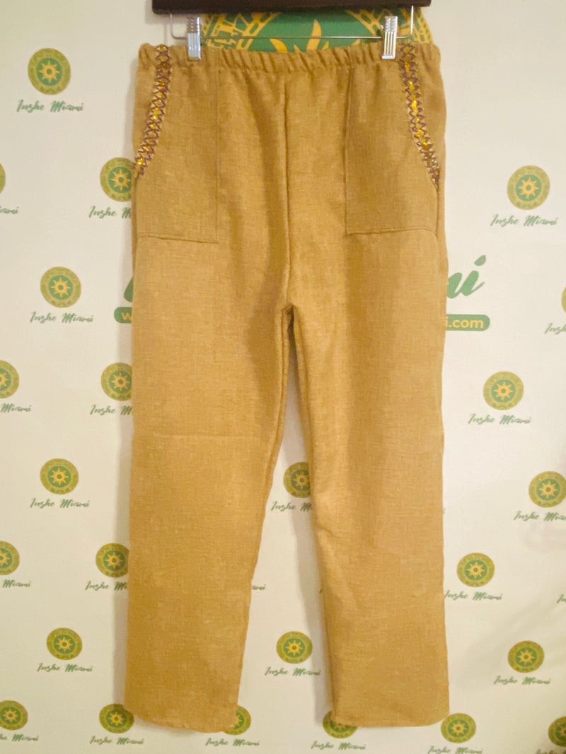 PANTALON Y GORRO DE SACO