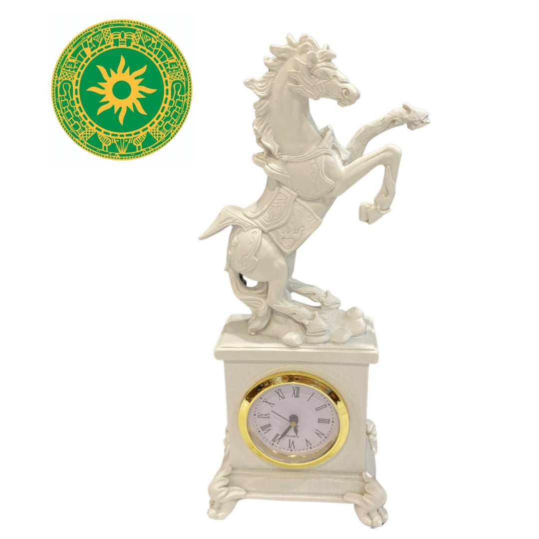 Caballo Blanco con Reloj