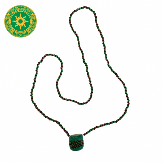 INSHE NECKLACE IN GREEN AND CARMELITE